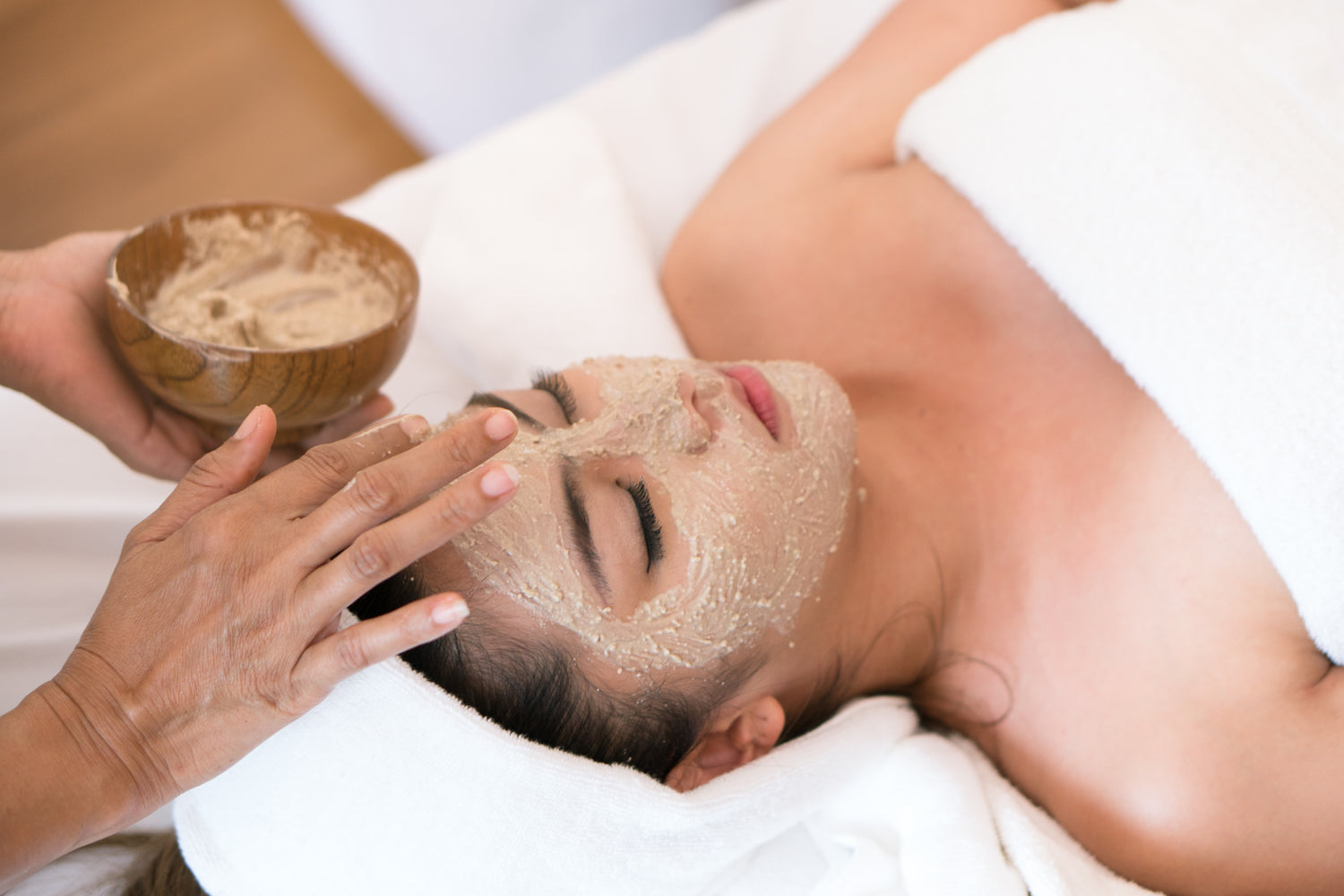 Facial treatment for deep cleansing and rejuvenation in a relaxing environment.